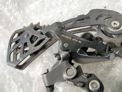 2x Přehazka Di a klasik, 2xkazeta Shimano Ult a Dura, plašť