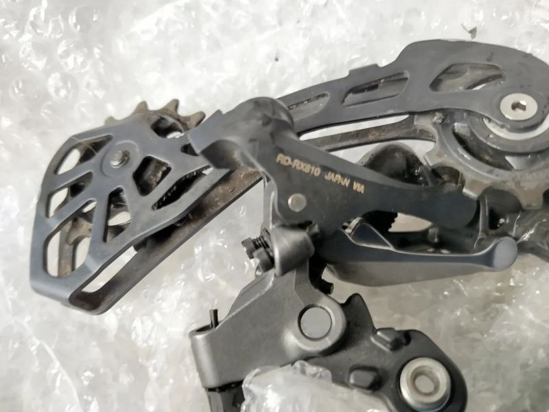 2x Přehazka Di a klasik, 2xkazeta Shimano Ult a Dura, plašť