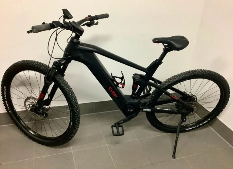 Cube Stereo Hybrid Pro 120