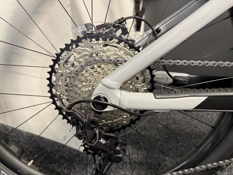 GIANT Reign E+ 1 750Wh vel. L NOVÉ PC. 168TIS. FOX 38