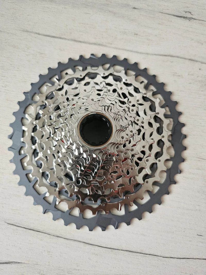 Kazeta Sram Rival E1 XG-1351 XPLR kazeta 10-46 - NOVÁ