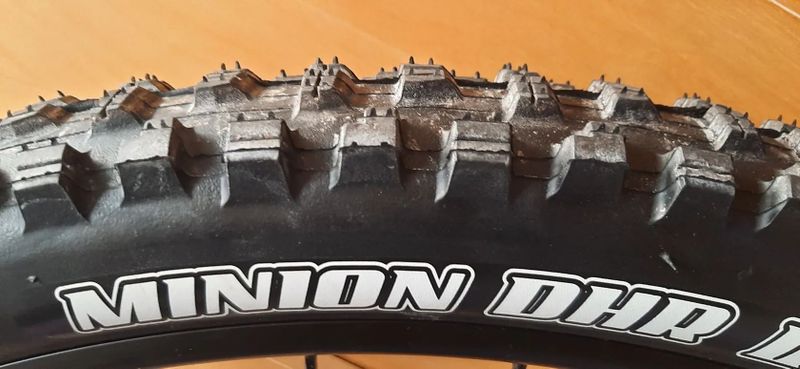 Maxxis Minion DHR + DHF
