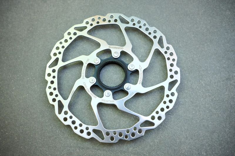 Brzdový kotouč Shimano SM-RT54, 180mm, Nepoužitý.