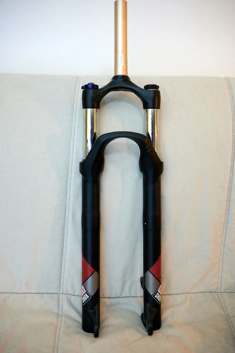 Odpružená vidlice ROCK SHOX XC32 TK SoloAir 100 29 Disc, uzamykatelná