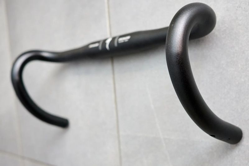 Specialized silniční řídítka Expert Alloy 42cm, Nové