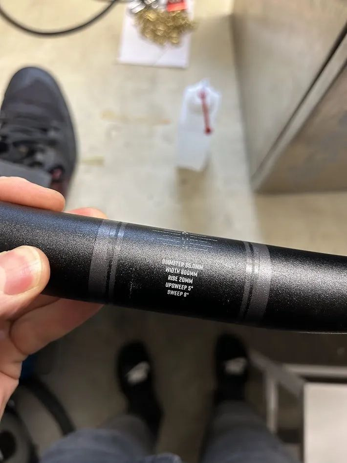 Řidítka Pivot Cycles průměr 35mm, 800mm délka