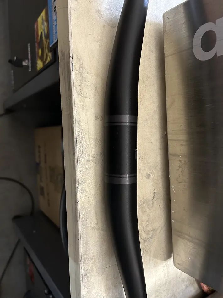 Řidítka Pivot Cycles průměr 35mm, 800mm délka