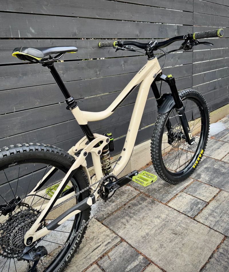Giant Reign SX1