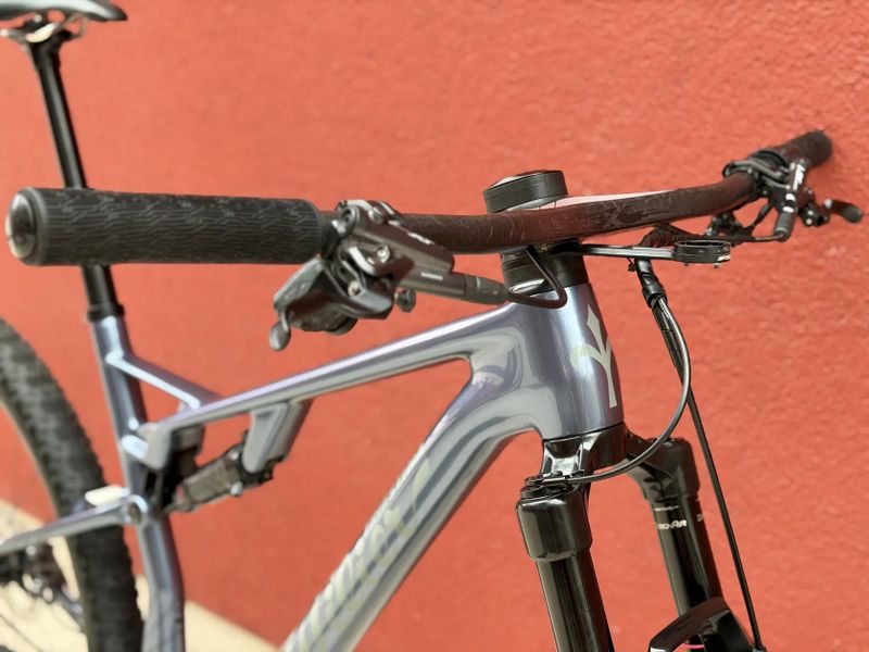 Wilier Urta Max SL/ AXS/ karb.kola/ KFX Kokpit