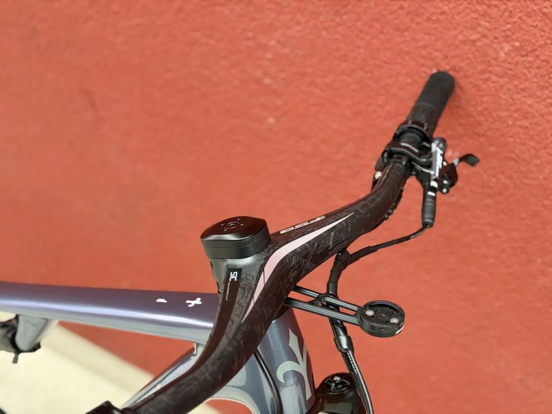 Wilier Urta Max SL/ AXS/ karb.kola/ KFX Kokpit