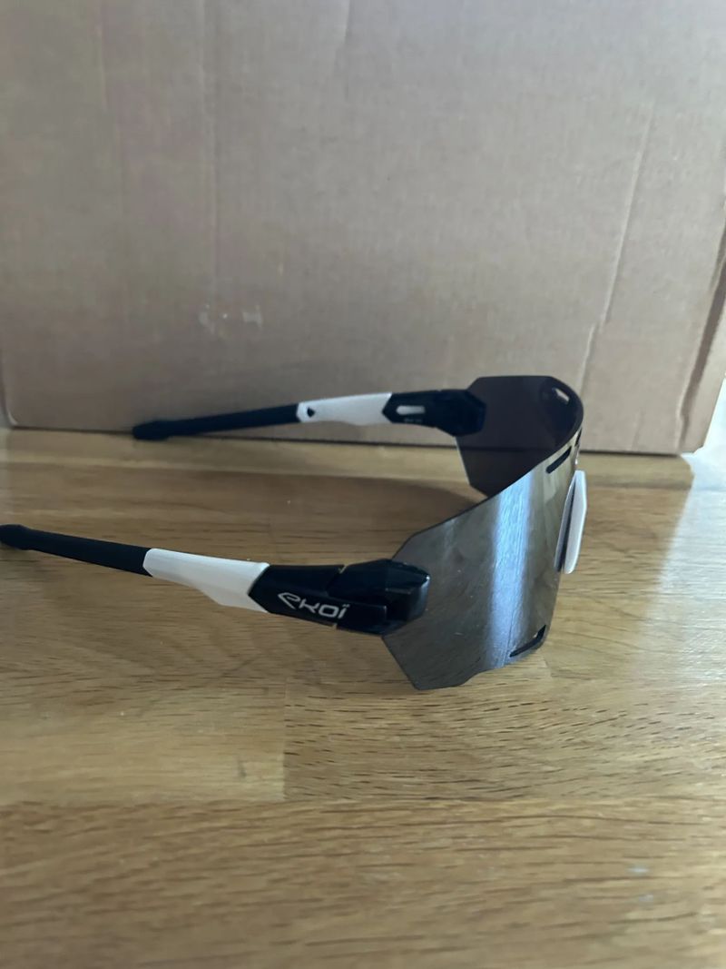 Sportovní brýle Ekoi