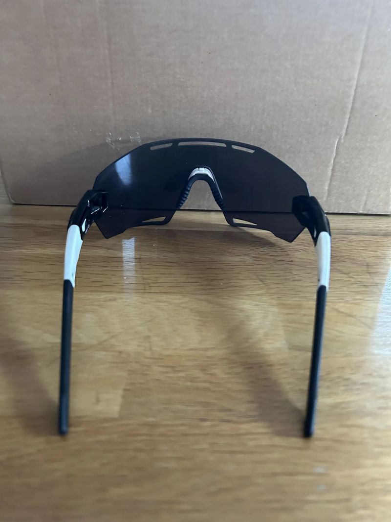 Sportovní brýle Ekoi