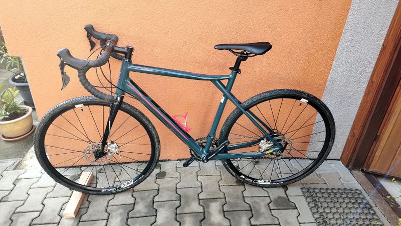 GT Grade + DT SWISS C1800 Spline