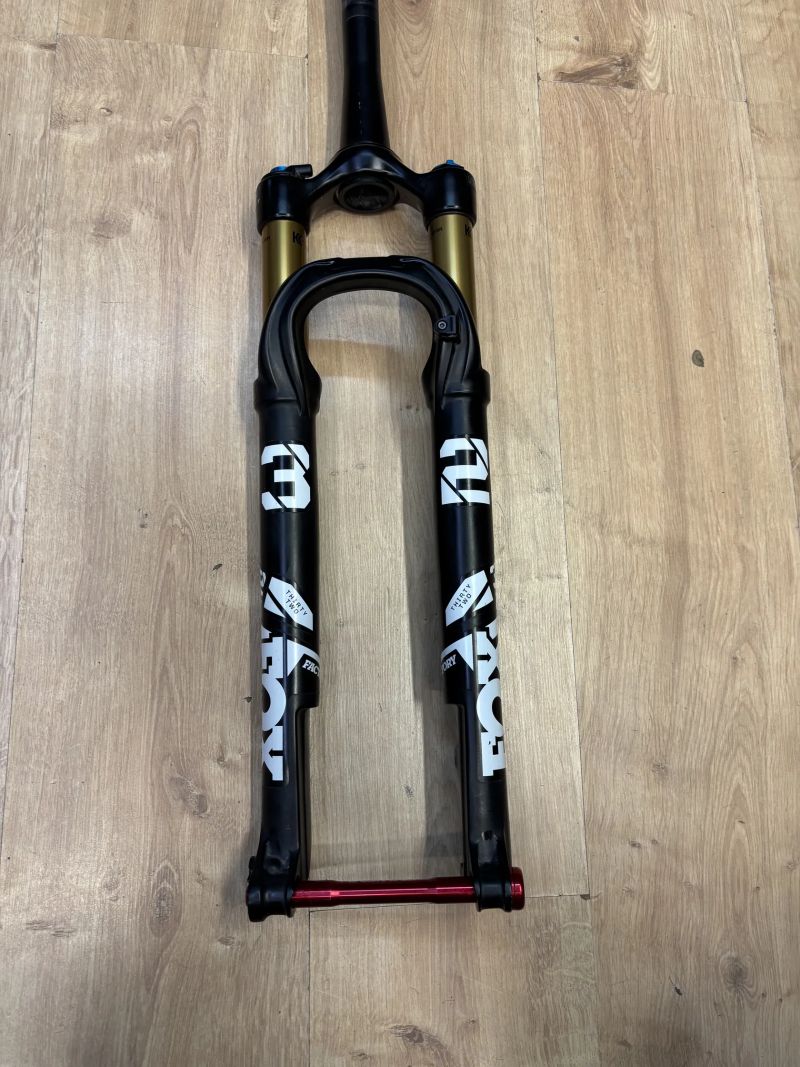 FOX Factory 32 Step Cast - Kashima Kort zdvih 100 mm - mírně jetá - délka sloupku 19,5 cm