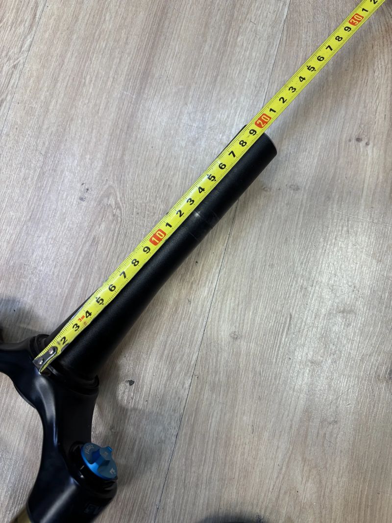 FOX Factory 32 Step Cast - Kashima Kort zdvih 100 mm - mírně jetá - délka sloupku 19,5 cm