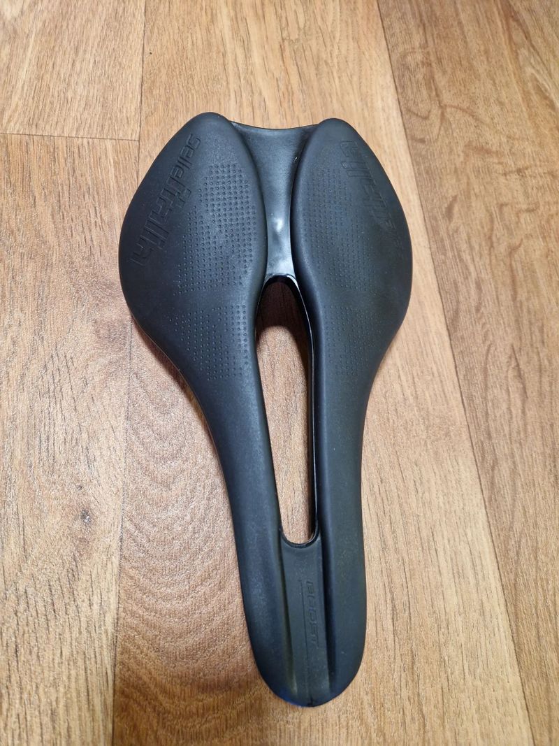 Prodám sedlo Selle Italia MODEL X