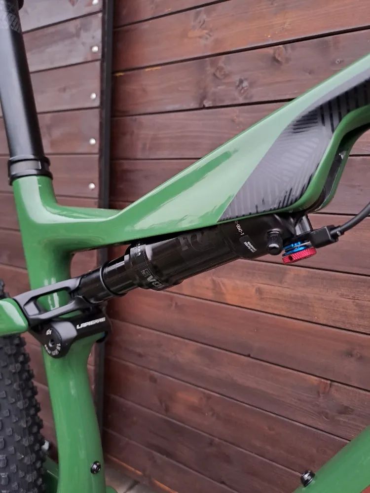 NOVÉ celoodpružené kolo Lapierre XR 5.9 s karbonovým rámem / odpružení FOX / řazení 1x12speed Nové