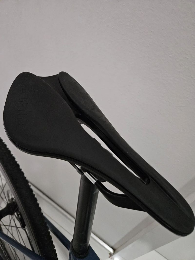 Canyon Inflate CF SL AXS, SRAM Rival eTap