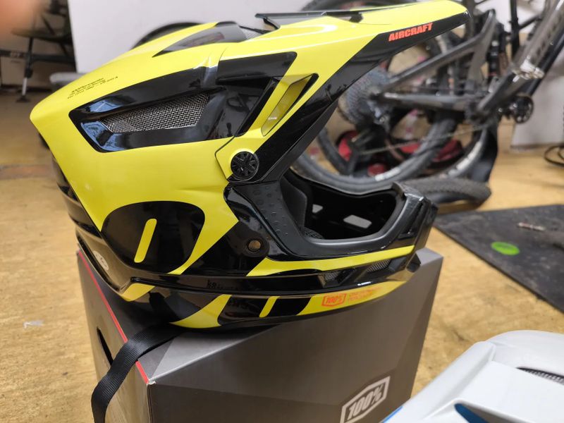 100percent Aircraft full face helmet