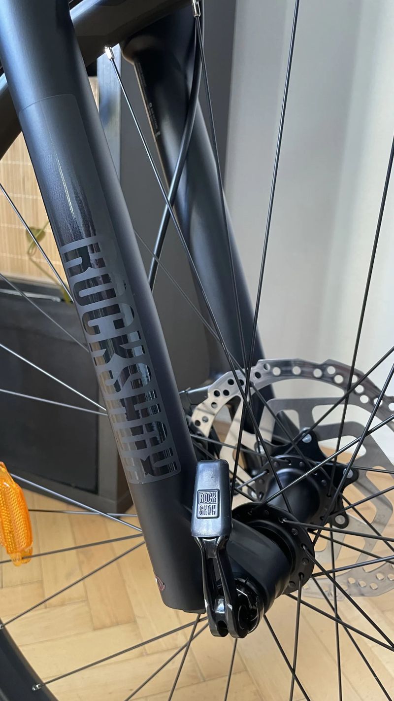 Scott Scale 940 carbon Black / vel.M / zánovní