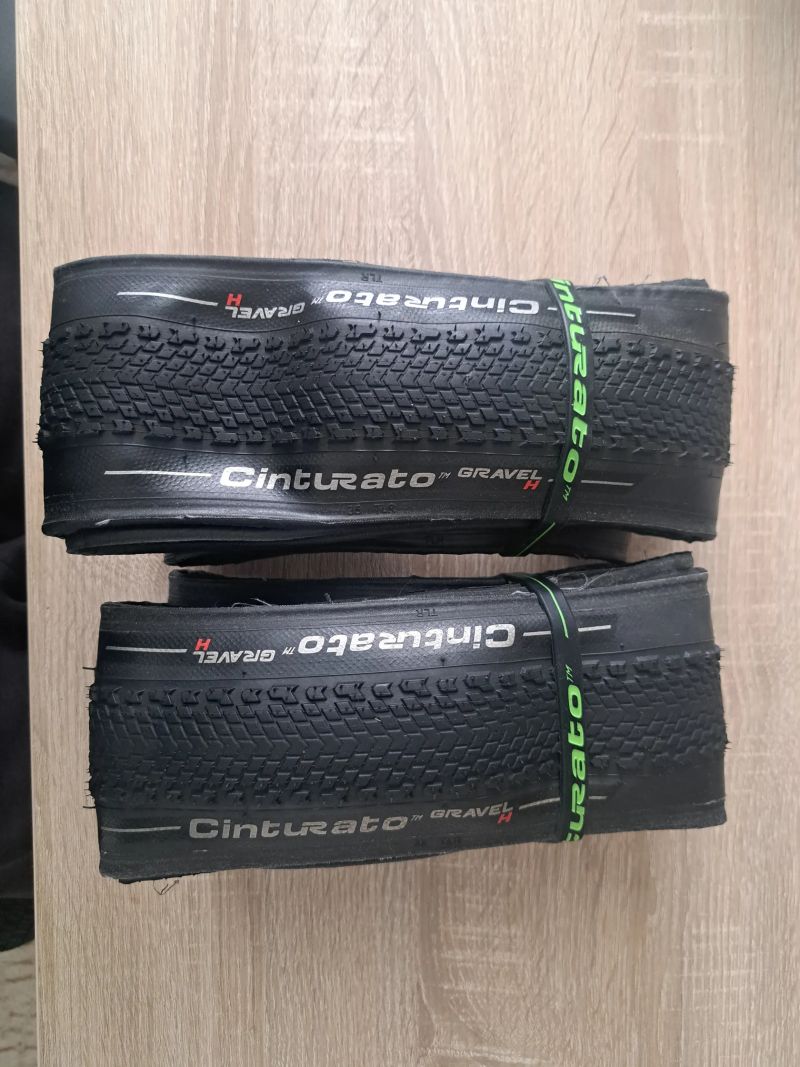 Gravel Pláště Pirelli Cinturato H 35mm