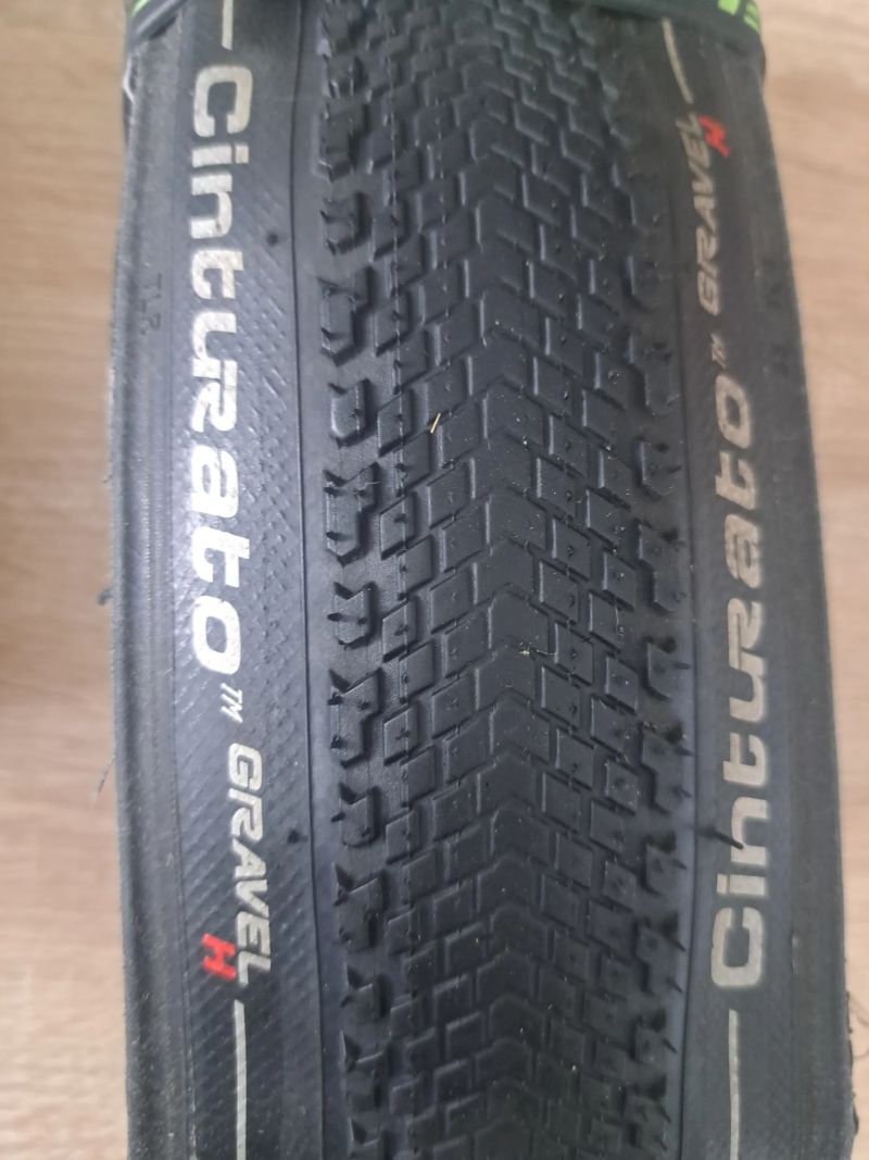 Gravel Pláště Pirelli Cinturato H 35mm