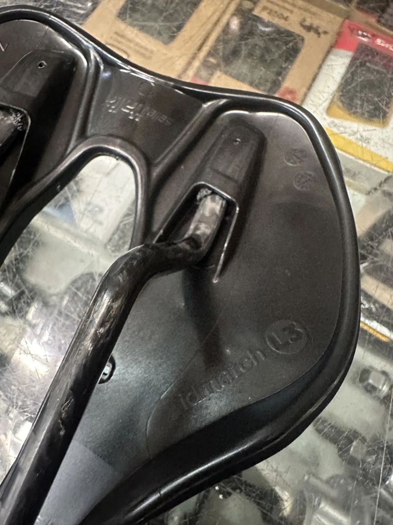 Sedlo SELLE ITALIA SLR Boost SuperFlow Carbon L3