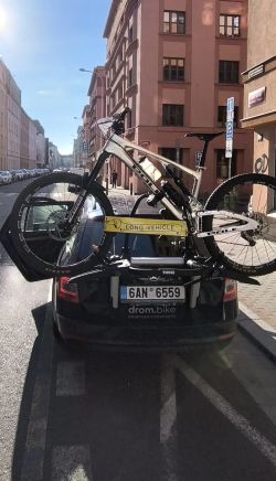 Thule Outway 2 - nosič na páté dveře