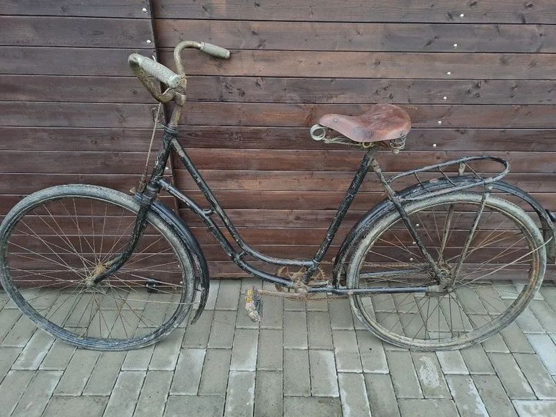 Historické dámské kolo Elfa