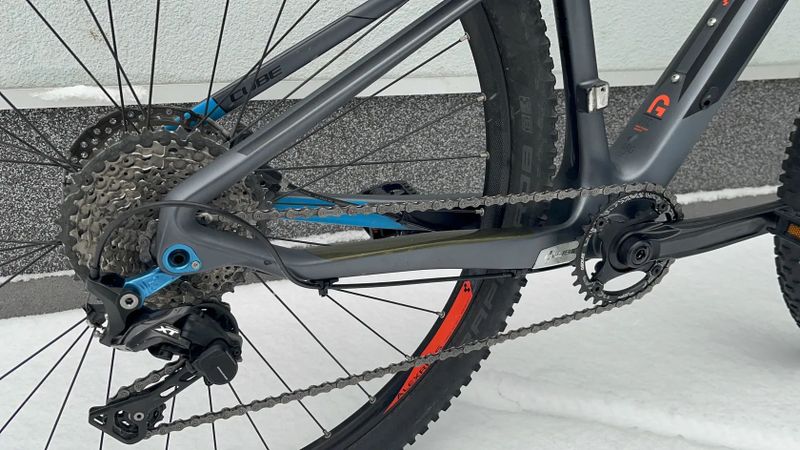 Karbonové horské kolo Cube Reaction CMPT 29 , S (15)