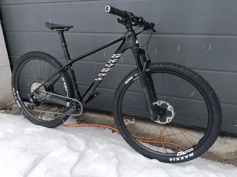 Canyon Exceed CF SLX