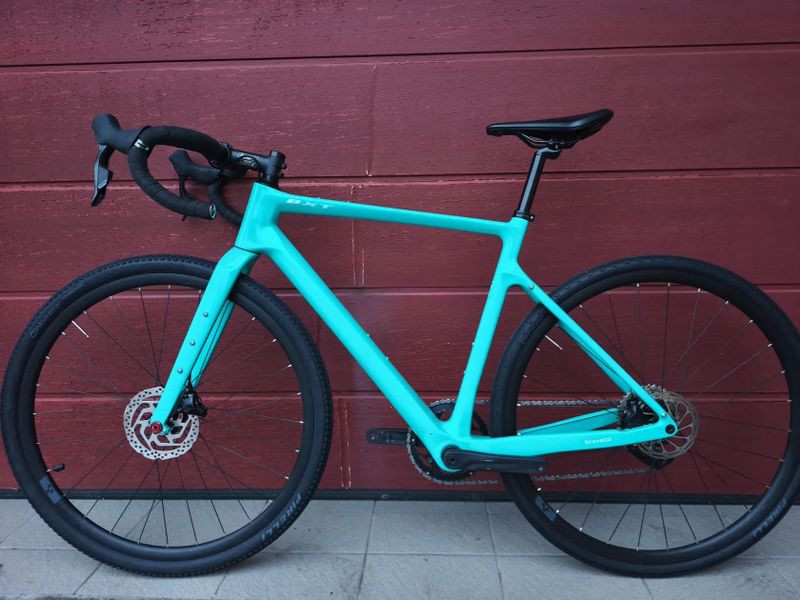 Karbonový gravel BXT , rival AXS, 54