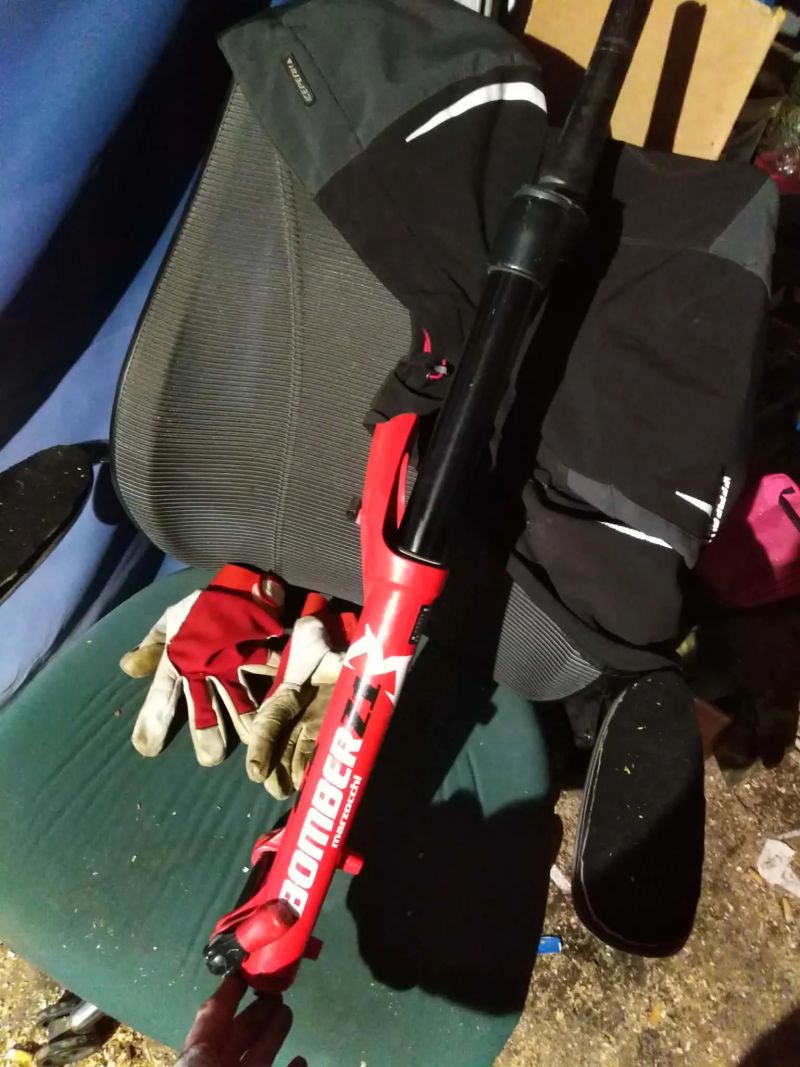 Marzochi Bomber Z1 na kole asi 4 mesice pouzivana !!!