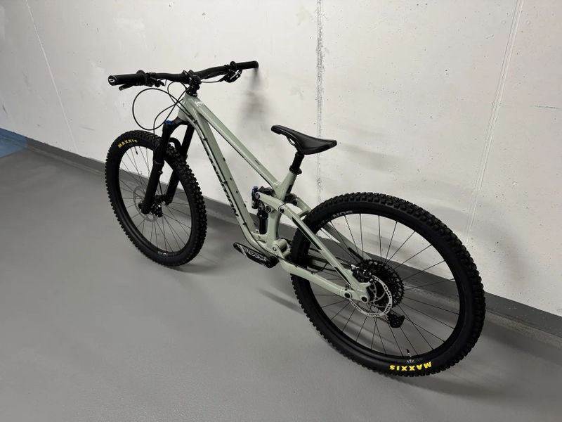 Transition Sentinel V2 L na diely