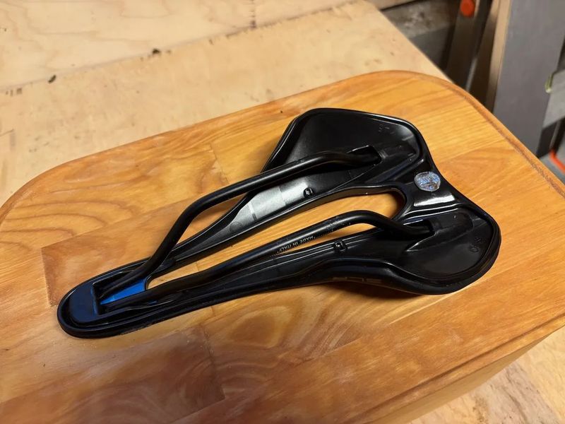 Selle Italia SLR Boost Superflow black manganese