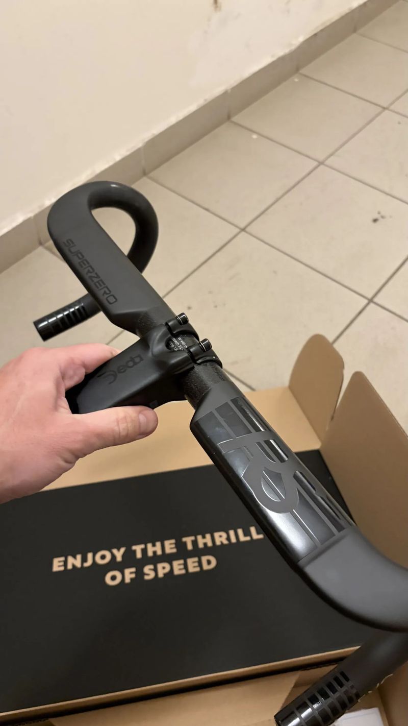 Řídítka Deda Superzero RS Carbon