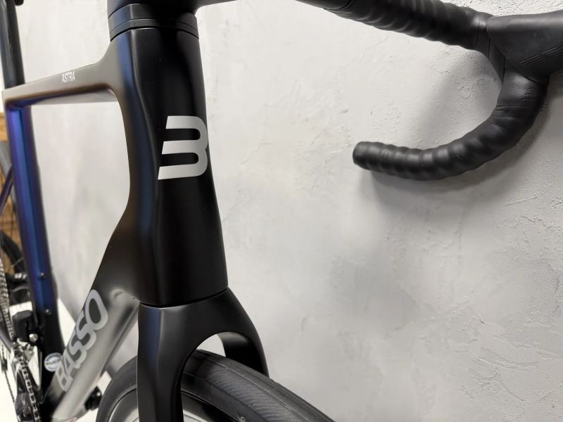 Silniční kolo Basso Astra, Shimano 105 Di2, vel. 56