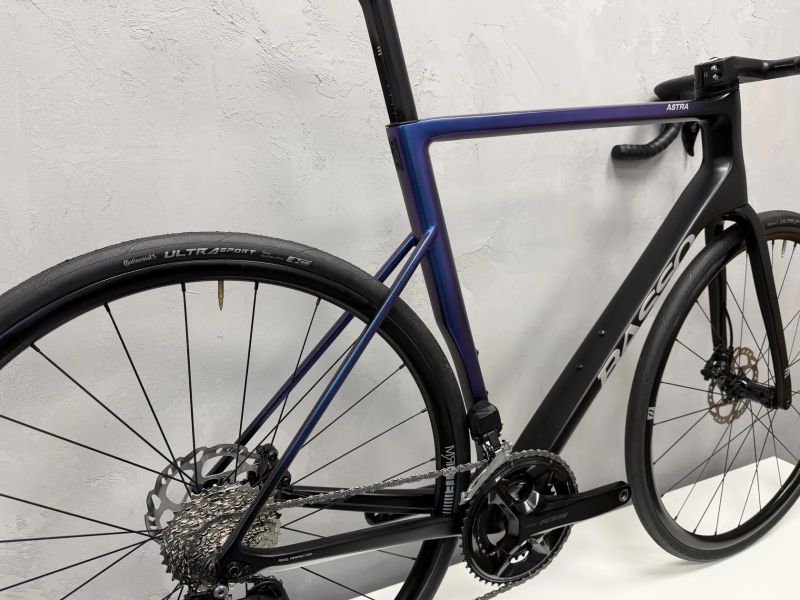 Silniční kolo Basso Astra, Shimano 105 Di2, vel. 56