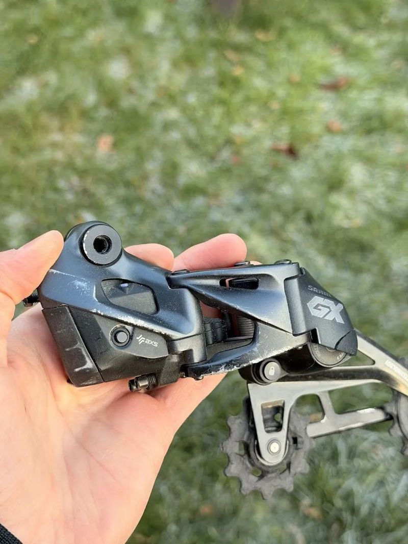 SRAM GX Eagle AXS – elektrická přehazovačka