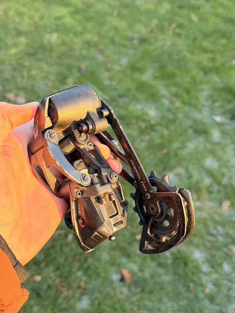 SRAM GX Eagle AXS – elektrická přehazovačka