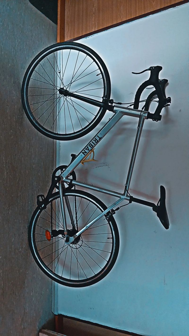 Prodám Silniční kolo značky Triban