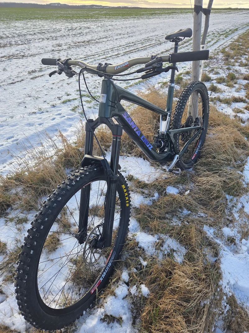 Santa Cruz Megatower