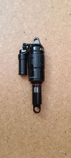 Rock Shox tlumič 