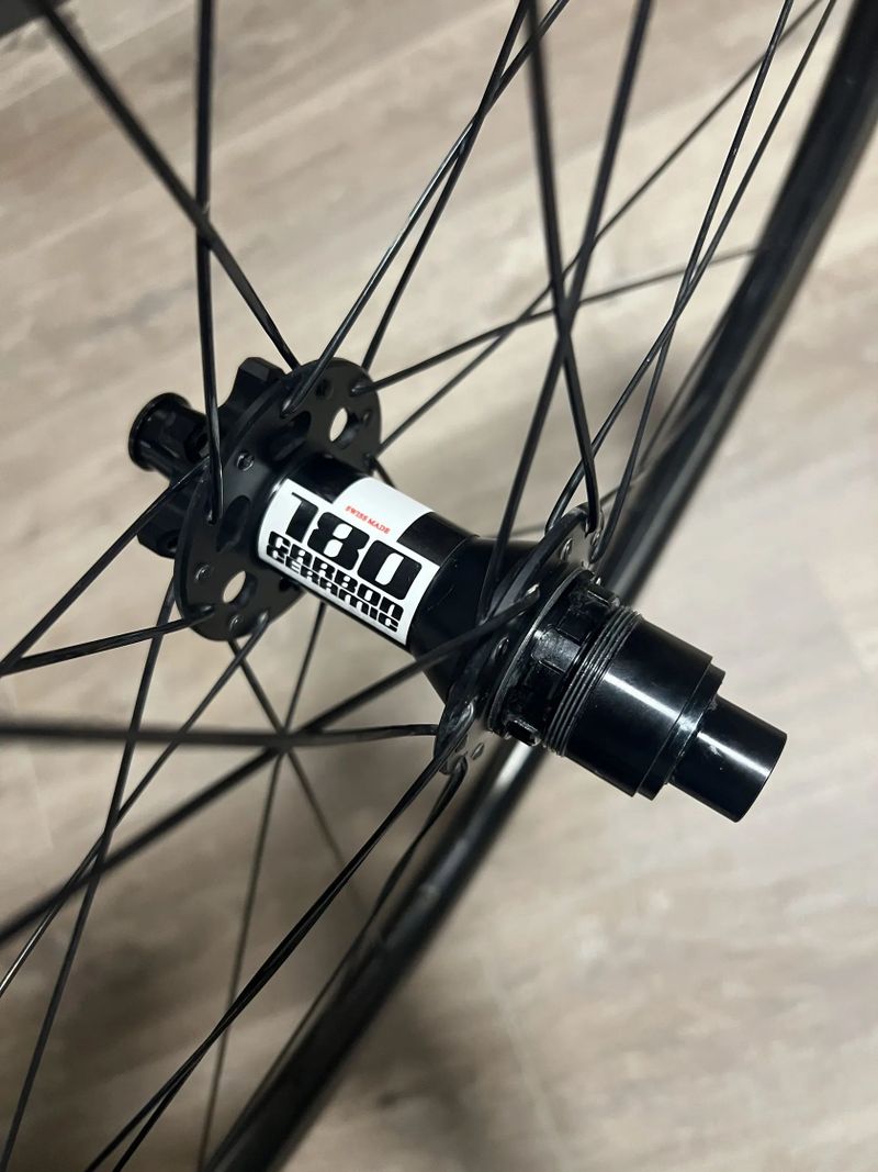 Enve m50 carbon wheelset Lefty