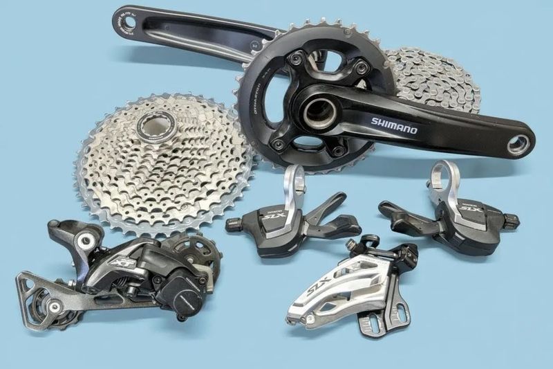 Kompletní sada řazení Shimano XT/SLX 2x11