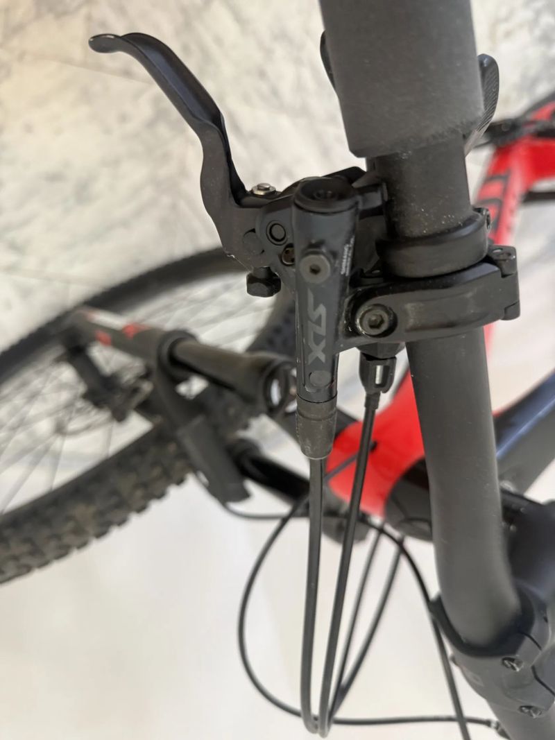 Trek Procaliber 9.6 (XL) – Downcountry Tuning za 32 tis., Vidlice Marzocchi Z2 120mm