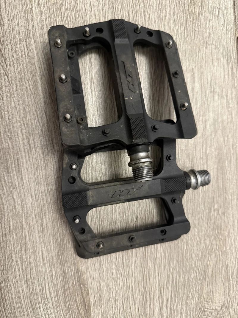 Trek Procaliber 9.6 (XL) – Downcountry Tuning za 32 tis., Vidlice Marzocchi Z2 120mm