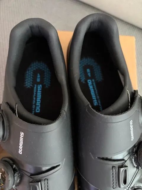 Shimano XC7 velikost 43 nejeté