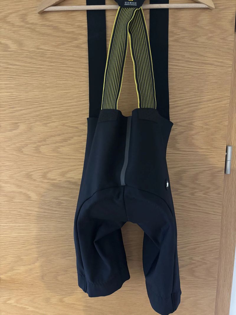 Assos Equipe R, Spring fall kraťasy