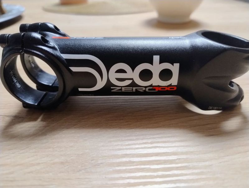 Řidítka a představec Deda Zero 100
